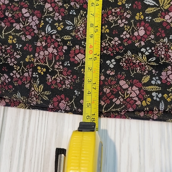 Ann Taylor Loft Women's Mid Length Floral Pencil Skirt Size 00 EUC - Picture 5 of 10